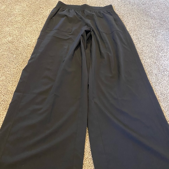 Old Navy Pants - Old navy active flowy pants